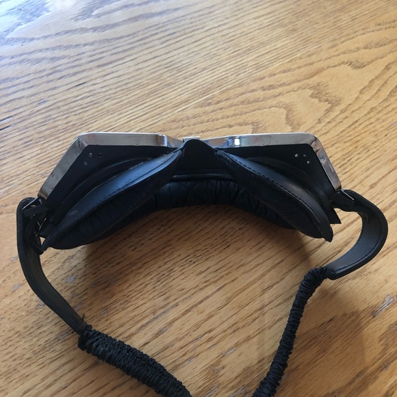 Driving Goggles - Picture 4 of 4